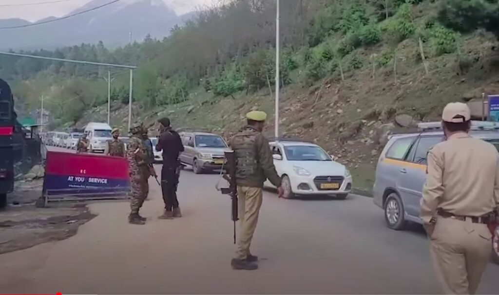 Police protect Pahelgam